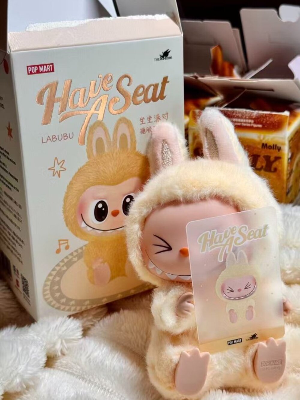 Labubu2.0 have a seat series Confirmed box SISI - Picture 3 of 4